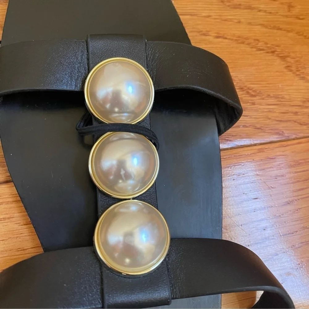 Zara Pearl Flat Sandals Black leather white pearls golden hardware SZ EU 41 - Picture 4 of 15